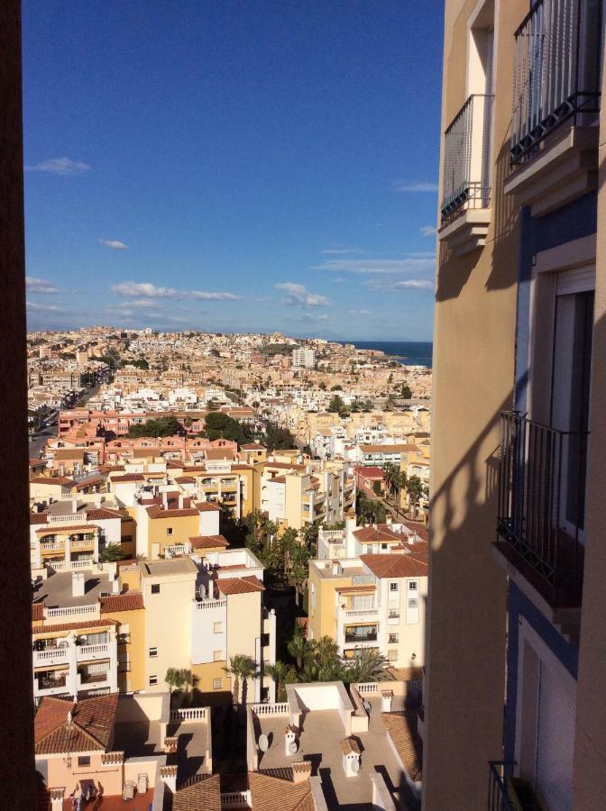 Tus Vacaciones Junto Al Mar Lägenhet Torrevieja Exteriör bild